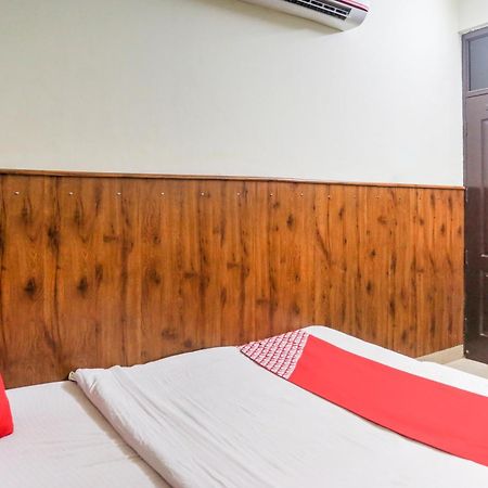 Hotel O Shri Sai Guest House Delhi  Eksteriør billede