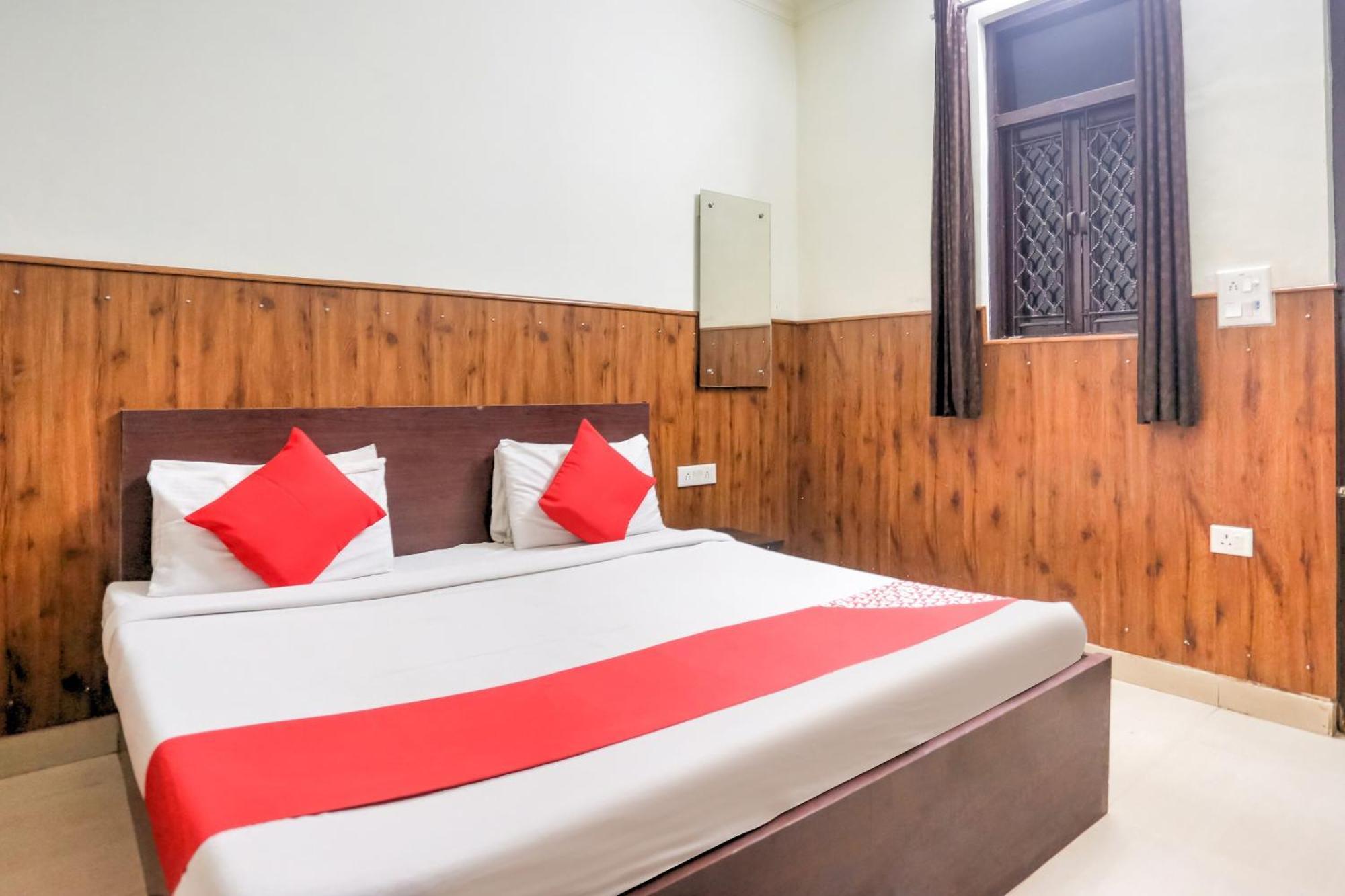 Hotel O Shri Sai Guest House Delhi  Eksteriør billede
