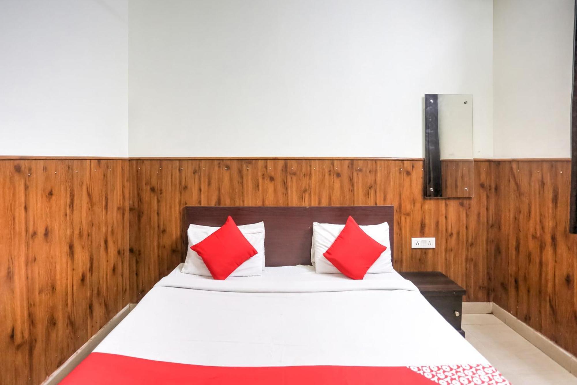 Hotel O Shri Sai Guest House Delhi  Eksteriør billede