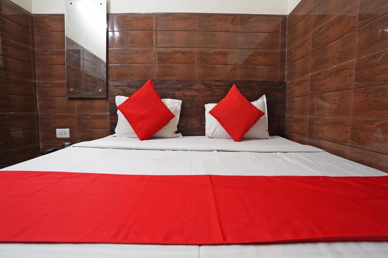 Hotel O Shri Sai Guest House Delhi  Eksteriør billede
