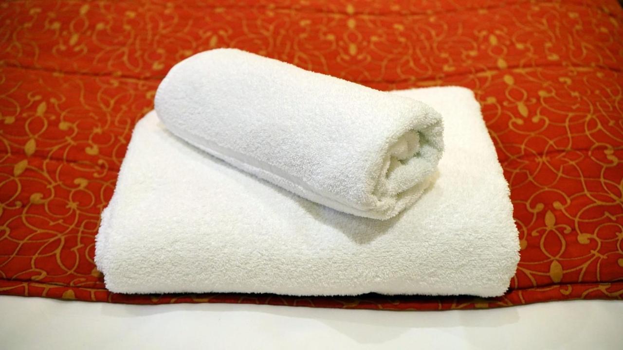 Hotel O Shri Sai Guest House Delhi  Eksteriør billede
